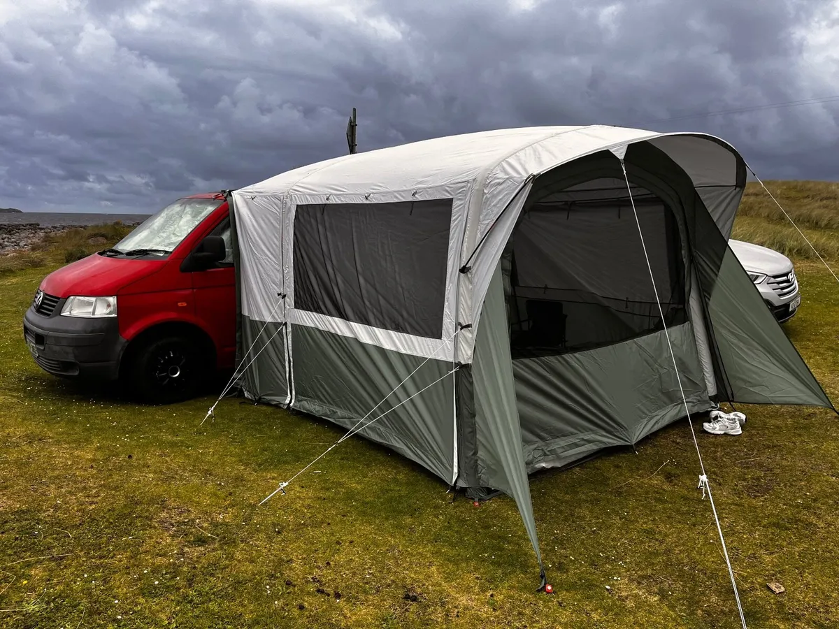 Van  tent - Image 1