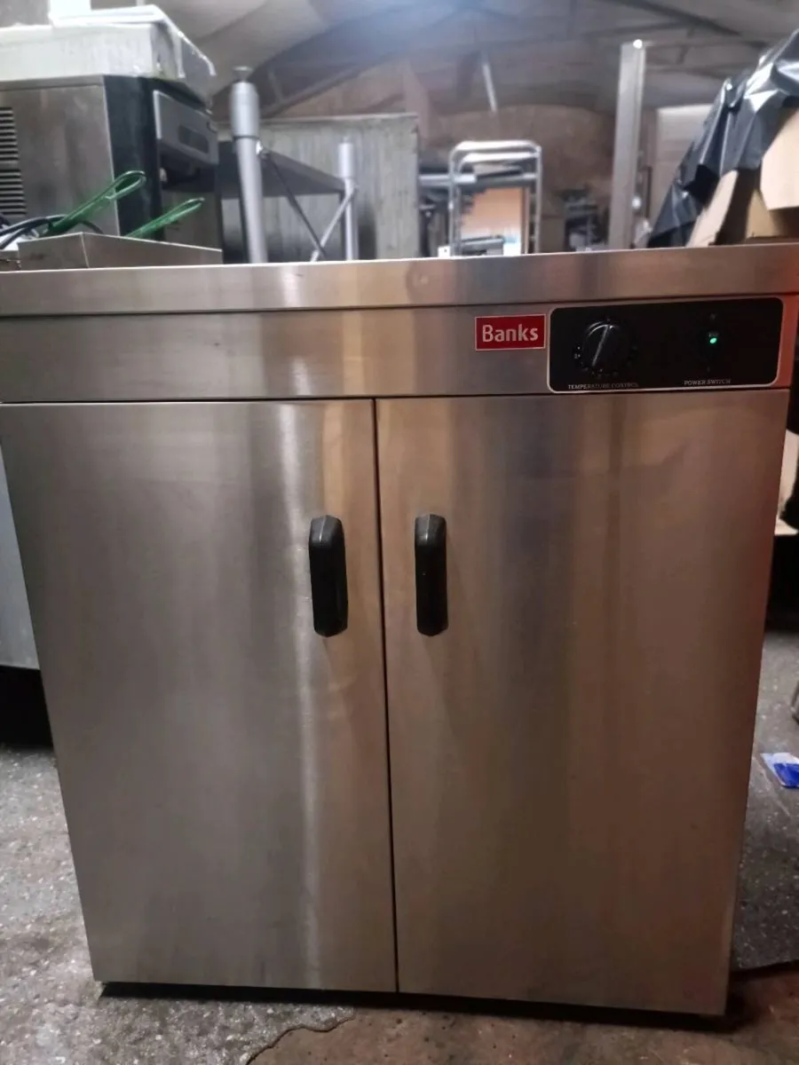 Brand new hot box - Image 1