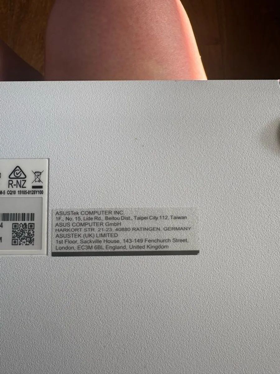ASUS VivoBook E510MAB Laptop - Image 4