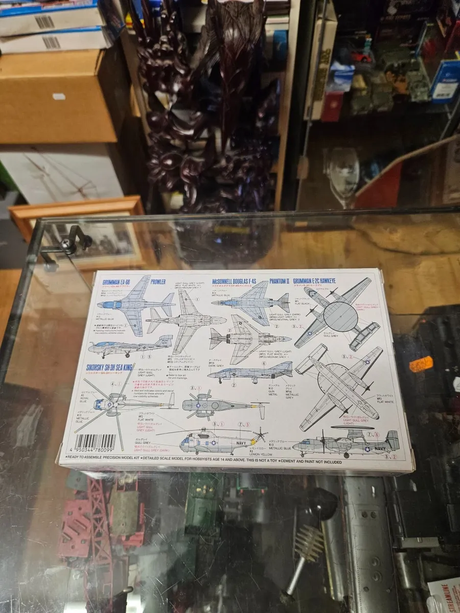 Airfix Tamiya US Navy Aircraft 1.350 - Image 2