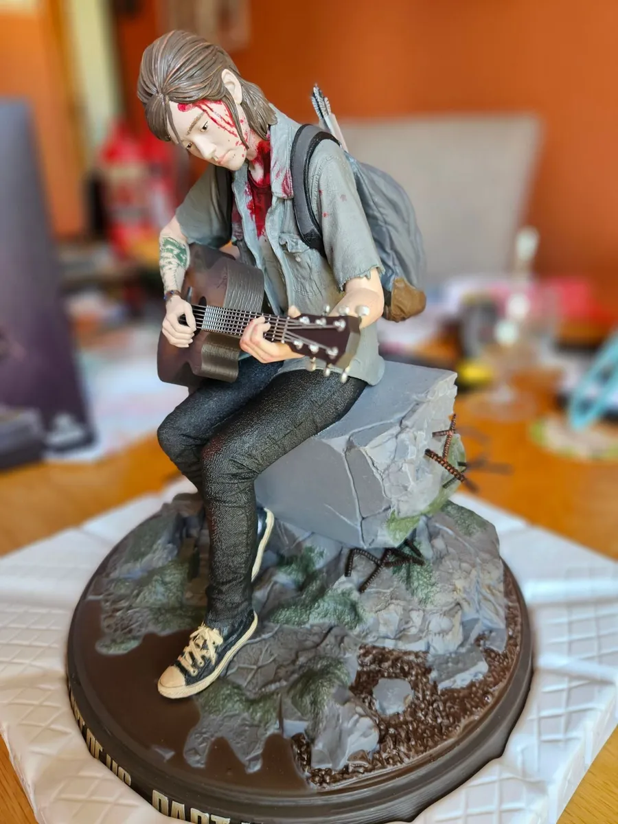 The Last of us II Ellie statue - Image 4