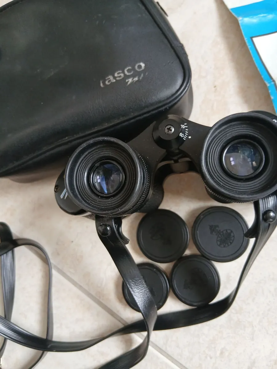 Binoculars  8 x 30mm - Image 3