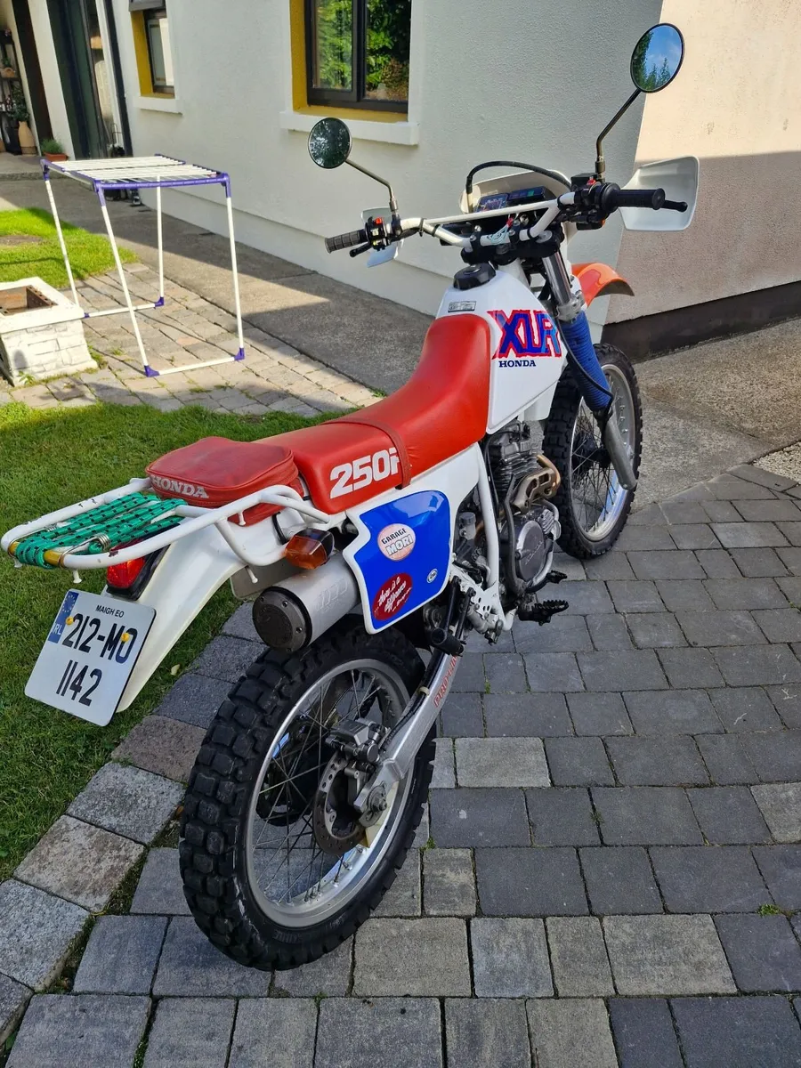 Early 90's Honda xlr250r - Image 2