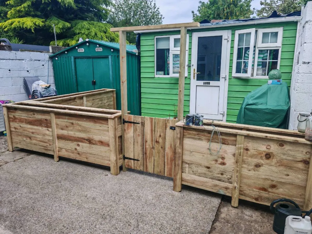 Garden planters - Image 2