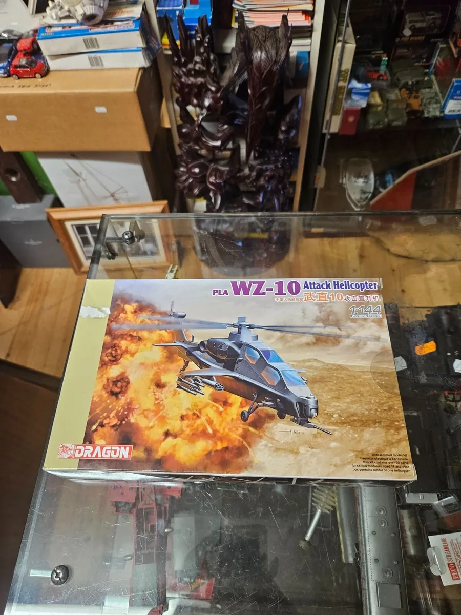 Airfix Dragon WZ10 Attack Helicopter - Image 1