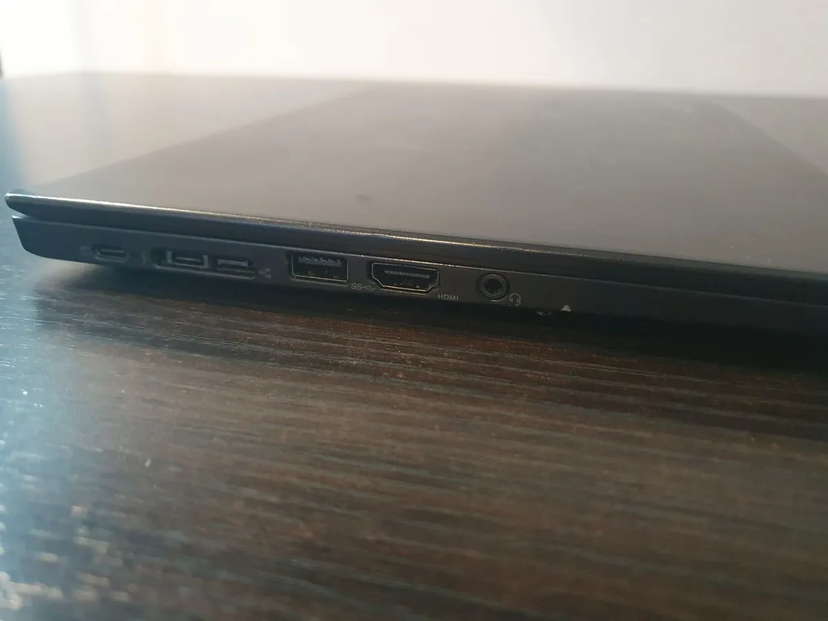 Lenovo ThinkPad X280 – Windows 11 Pro - Image 1