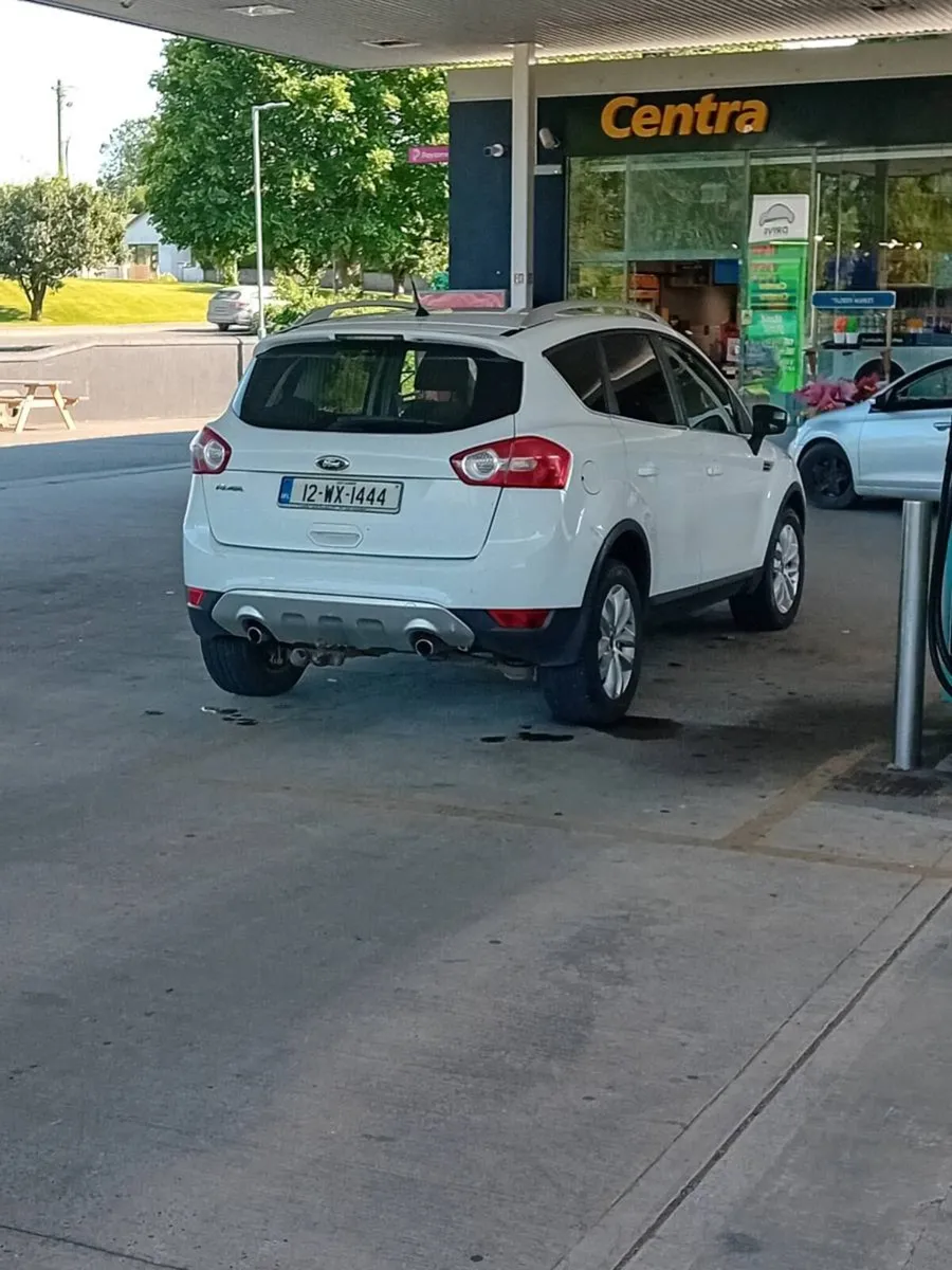 Ford kuga awd 4x4 one owner from new - Image 3