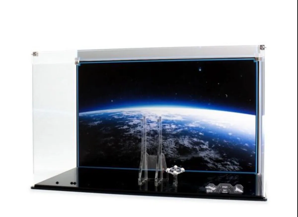 Lego International Space Station & Wicked Brick - Image 2