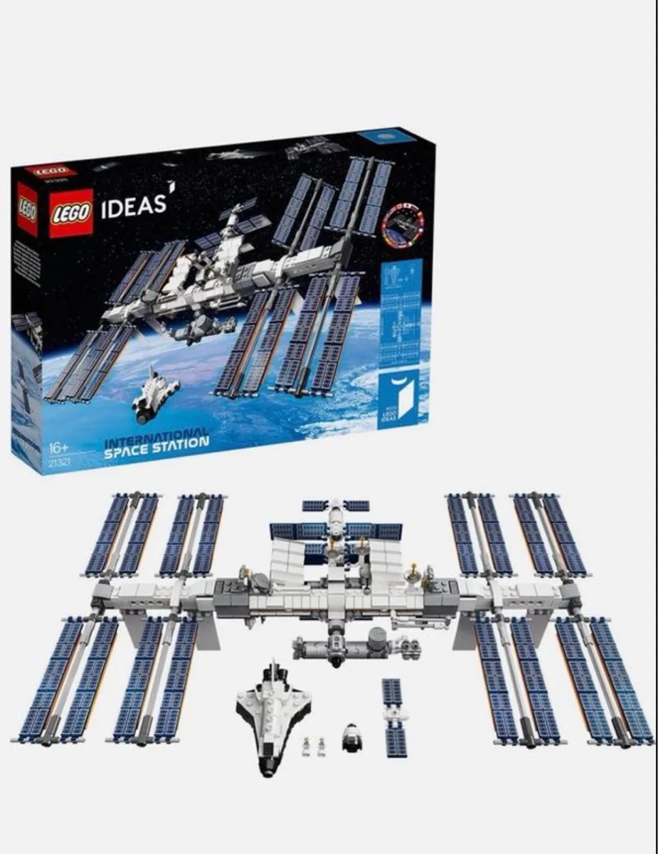 Lego International Space Station & Wicked Brick - Image 3