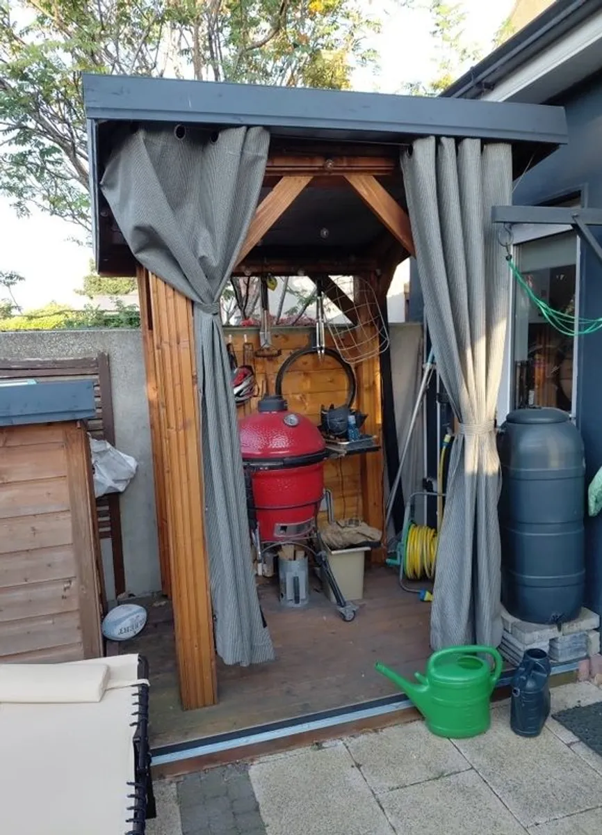 Wooden BBQ shelter - Image 2