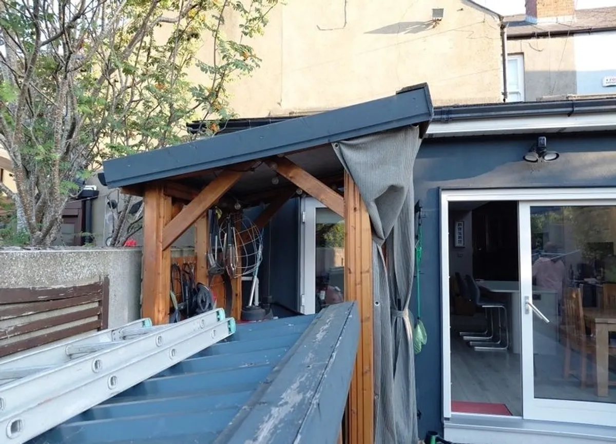 Wooden BBQ shelter - Image 3
