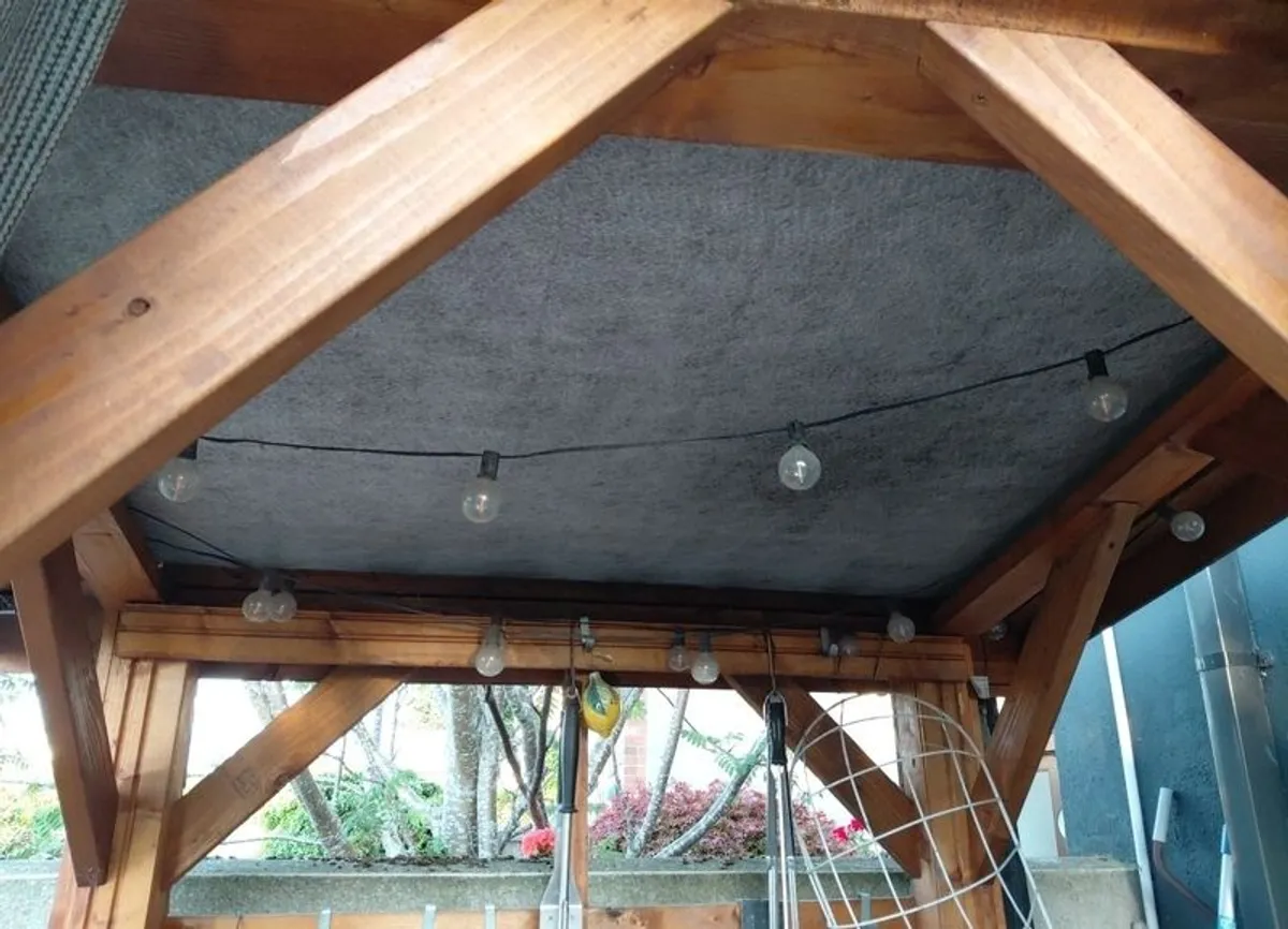Wooden BBQ shelter - Image 4