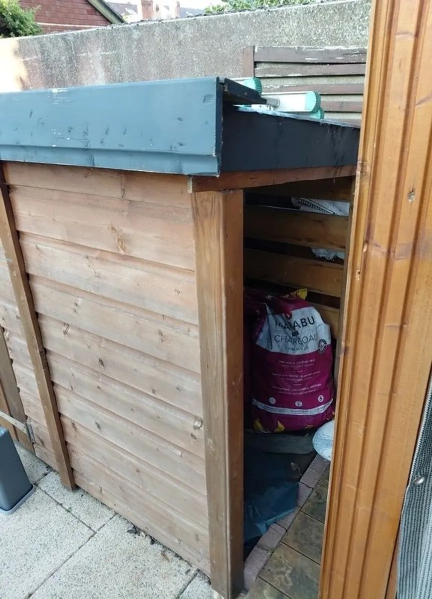 shed - Image 4