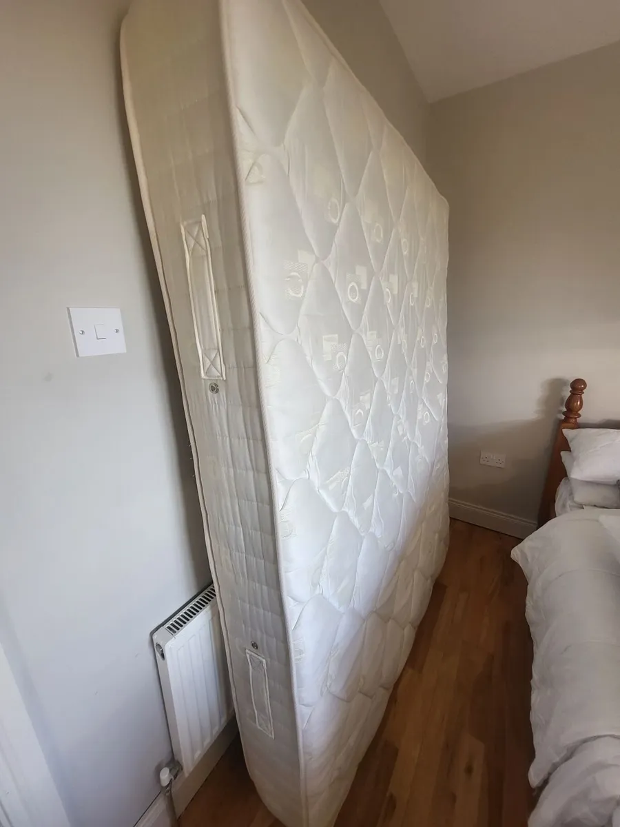 King size mattress - Image 2