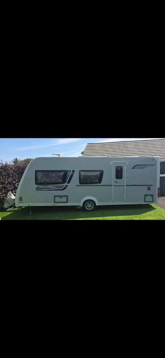 Caravan  Corona Compass Club Class 6 berth 576 - Image 1