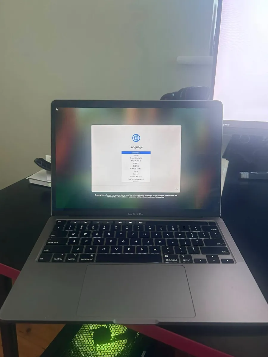 MacBook Pro 13" (2020) – High-Spec Intel i7 - Image 2