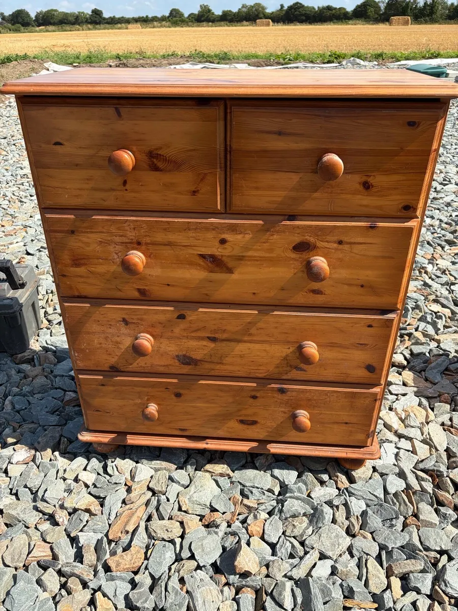 pine chest of drawers - Image 3