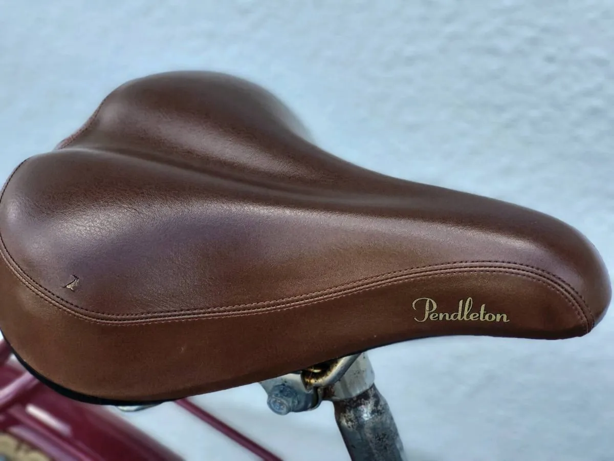 LADIES USED PENDLETON  SOMERBY  BIKE - Image 4