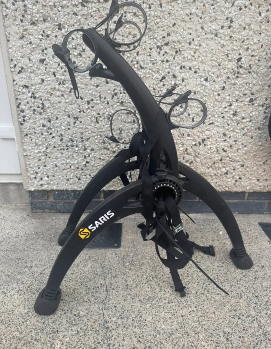 saris 2 bike rack - Image 1