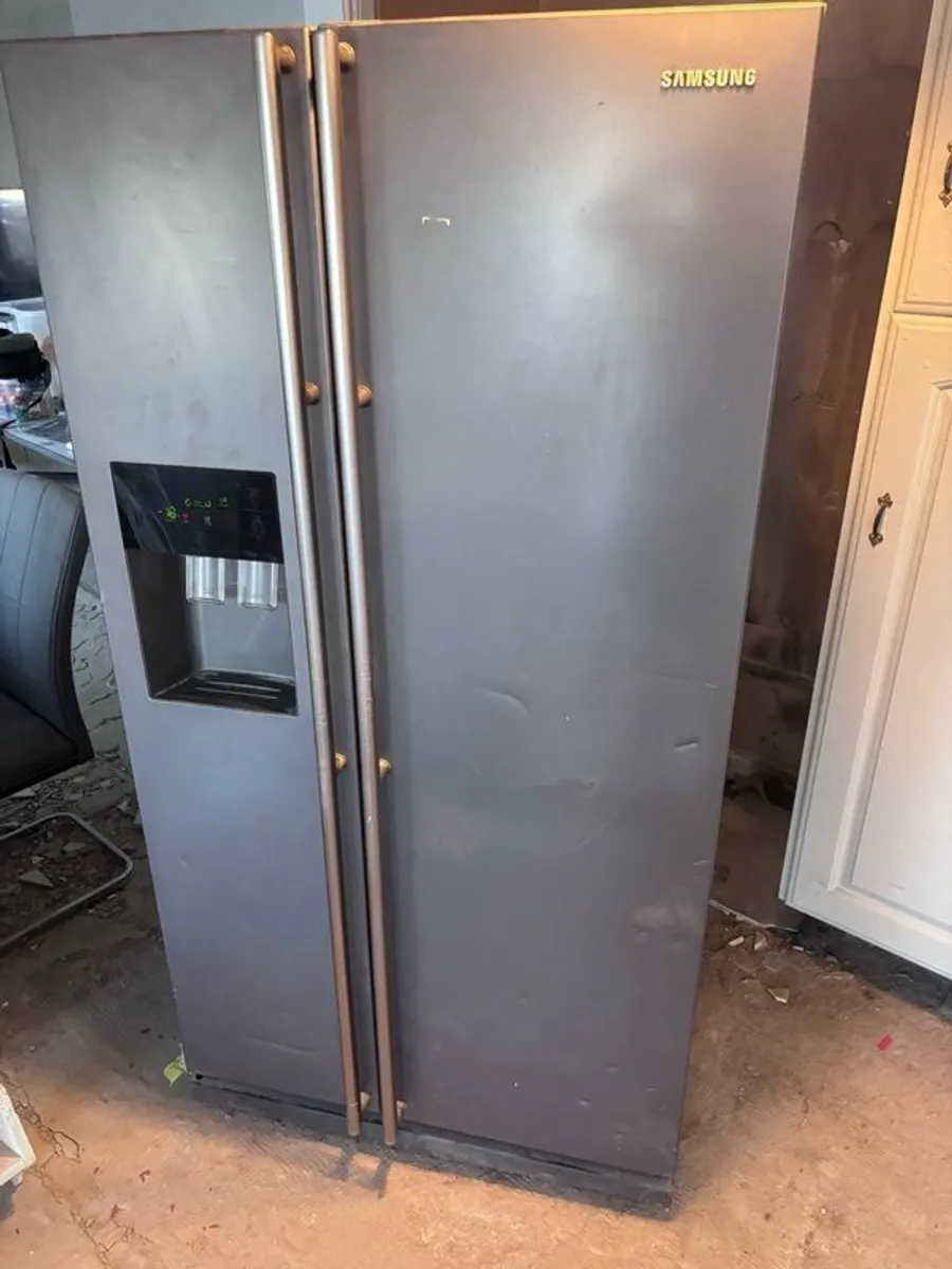 samsung Fridge Freezer - Image 1
