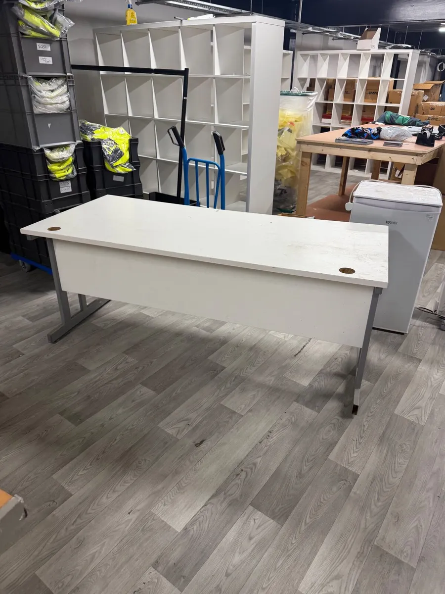 Office desks - Image 2