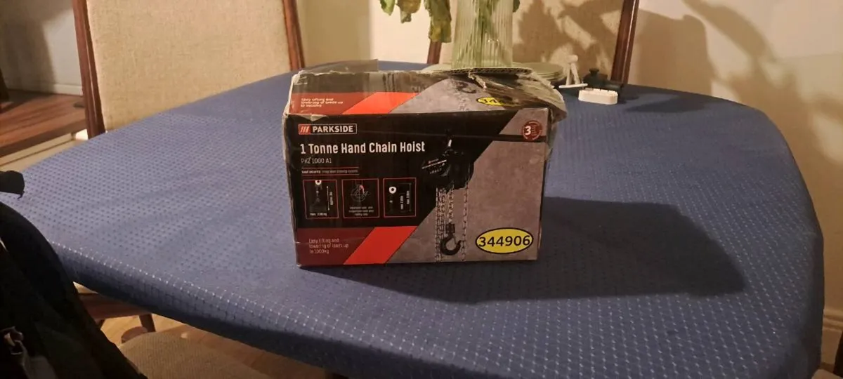 Parkside Chain Hoist Easy lifting and lowering of - Image 1