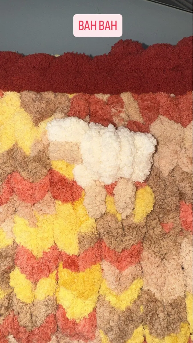Hand knitted blankets - Image 3