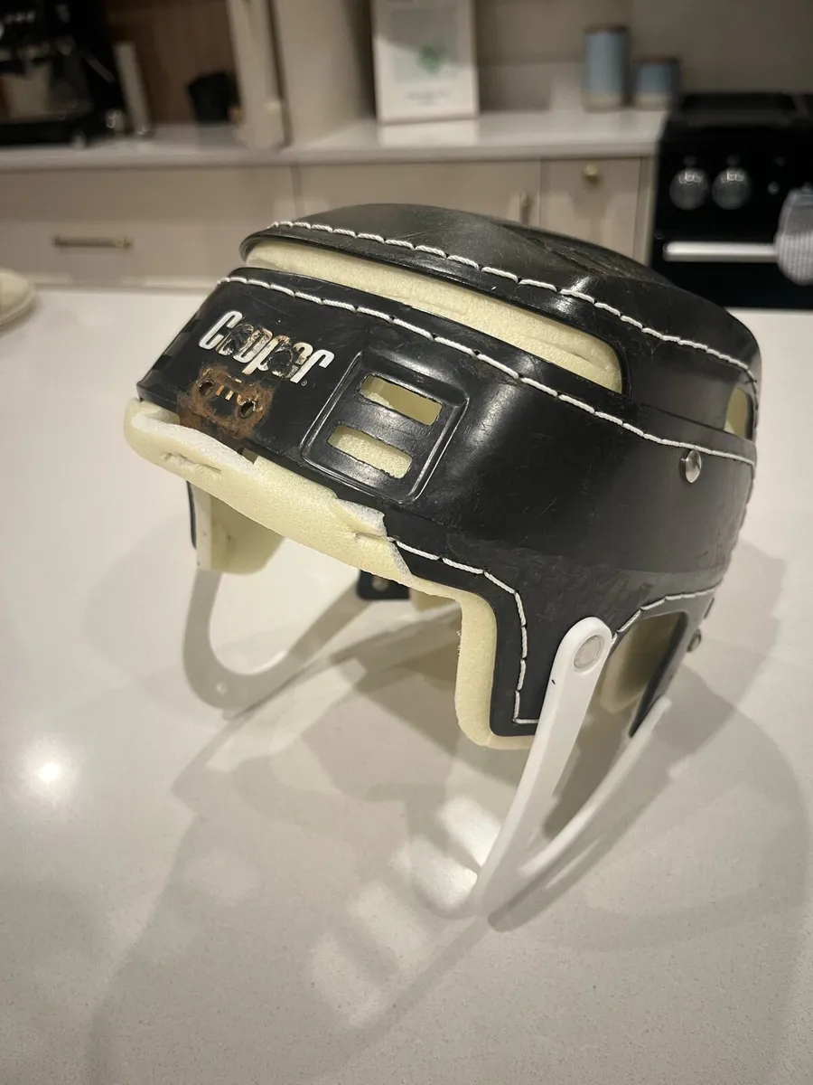 Black sh100 - Image 1