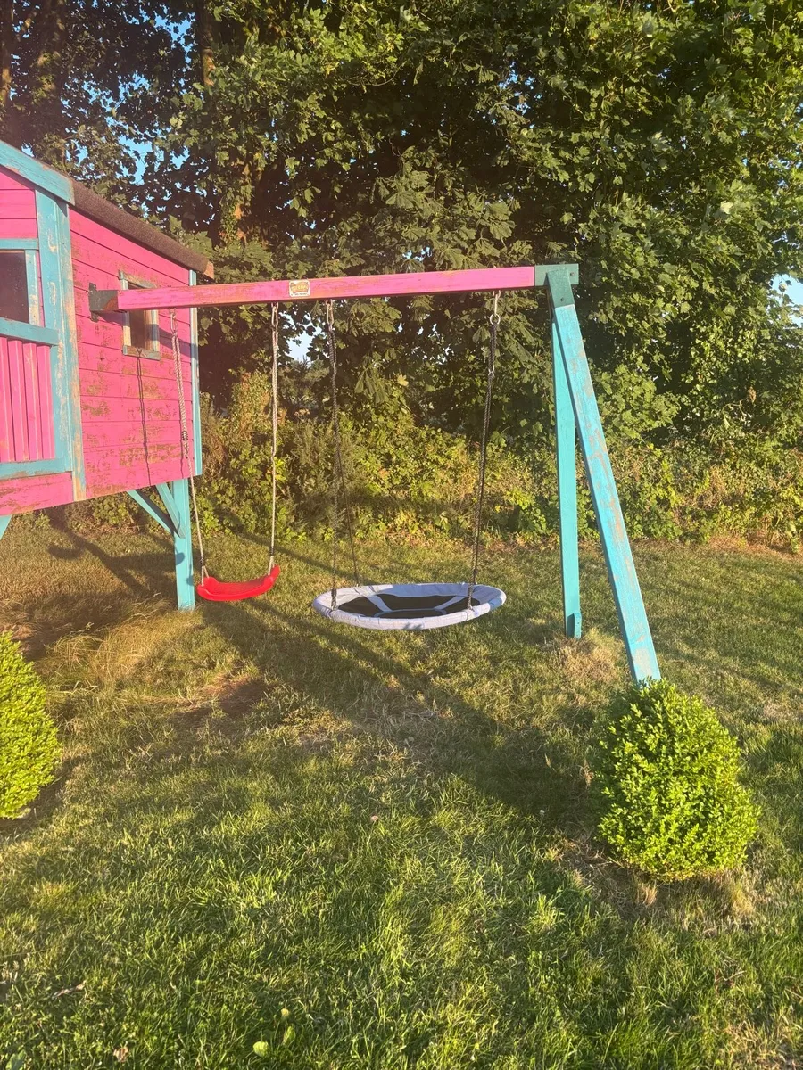 Treehouse, slide, climbing frame & 2 swings - Image 3