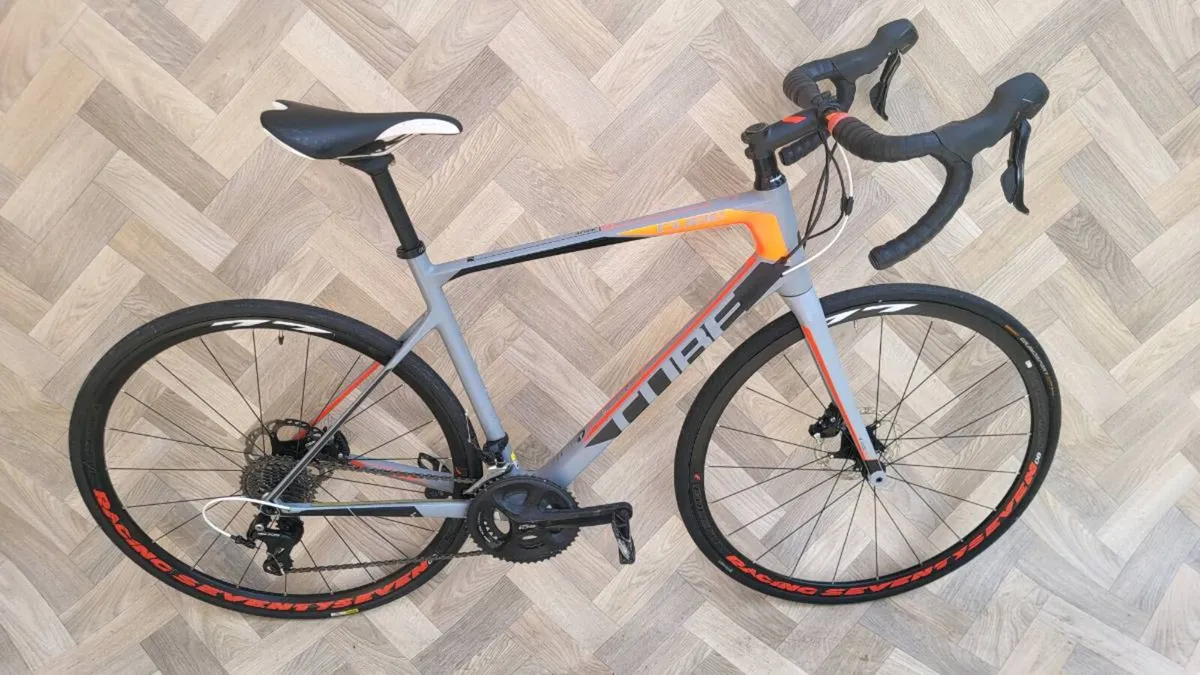 CUBE ATTAIN,  FULL CARBON, MADE IN GERMANY 🇩🇪 - Image 4