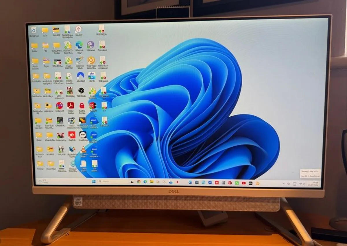 Dell Inspiron AIO DT 7790 - Image 1