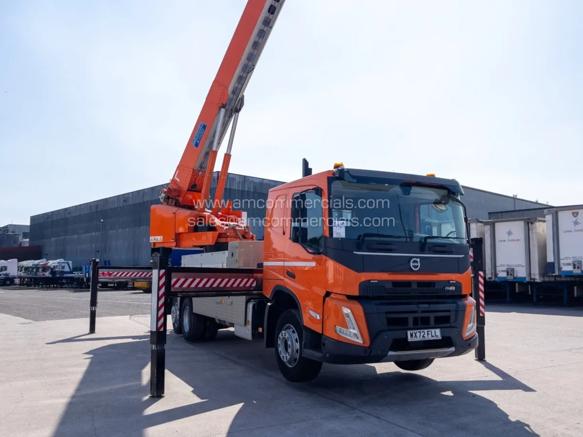 2023 VOLVO FMX KLASS CRANE TRUCK - Image 2