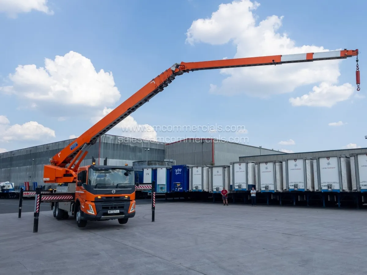 2023 VOLVO FMX KLASS CRANE TRUCK - Image 1