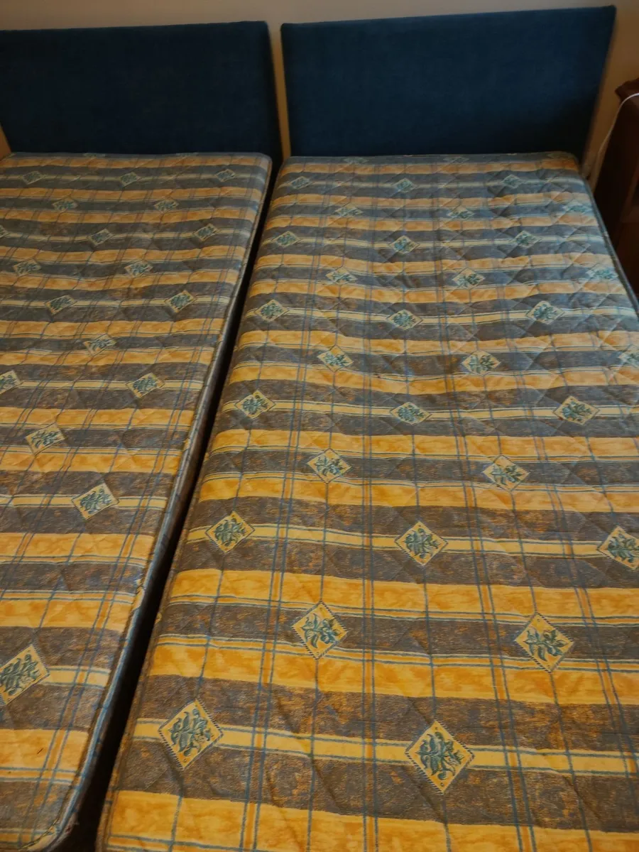 Single beds free to take - Image 3