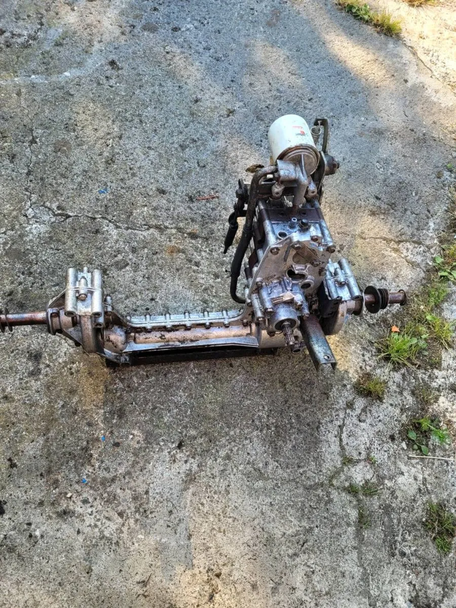 Looking 4 Kubota gr 1600 gearbox - Image 1
