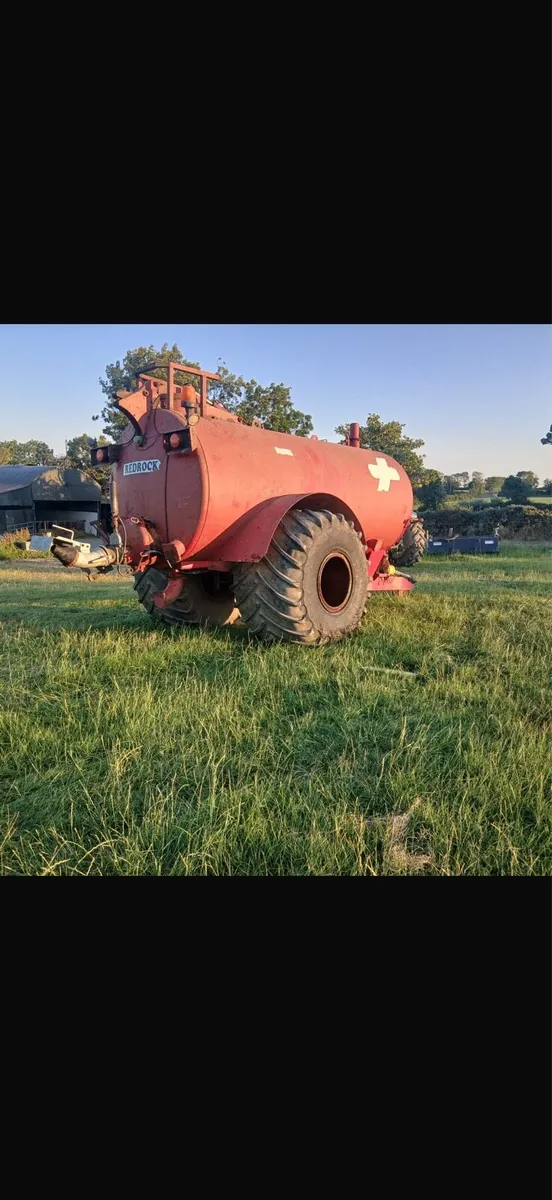 2000gals redrock slurry tanker - Image 3