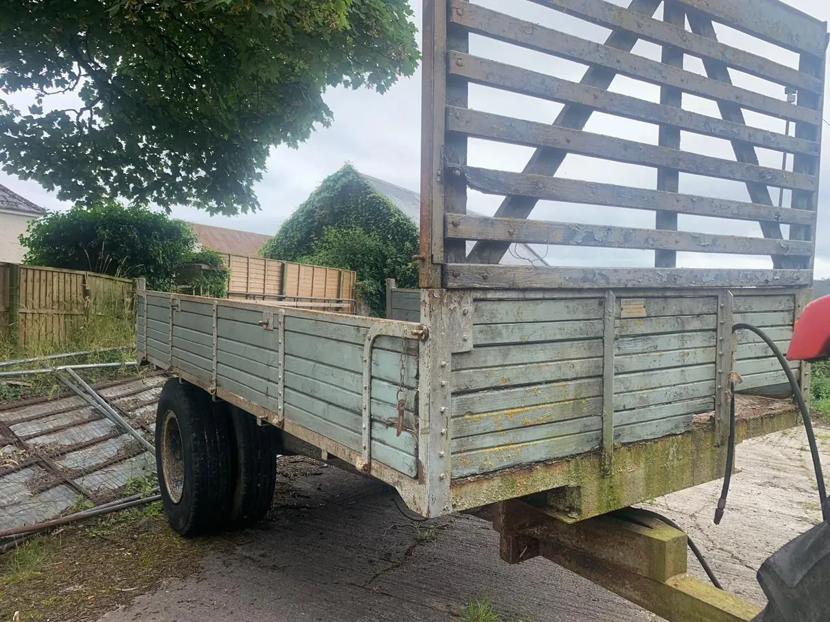 Tipping Tractor Trailer - Image 1