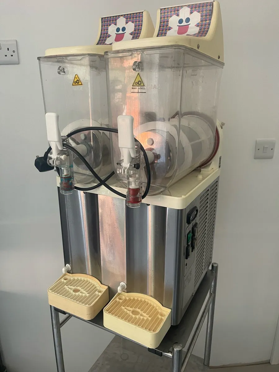 Slush Machine