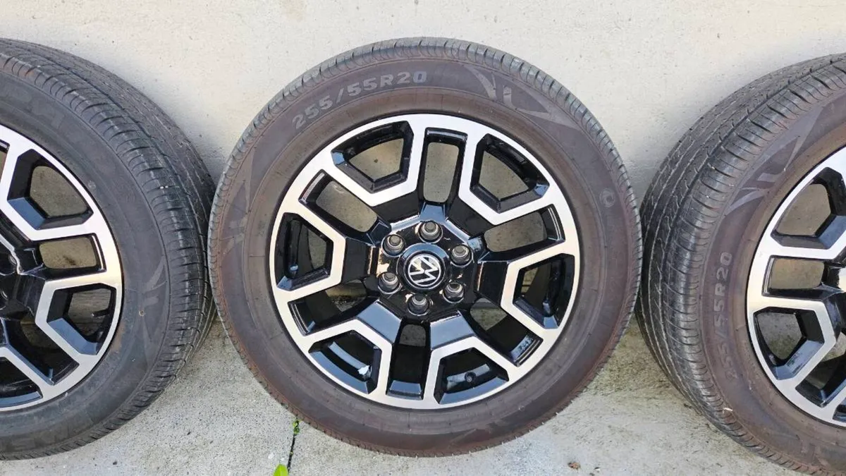 Vw Amarok 20 alloys - Image 3