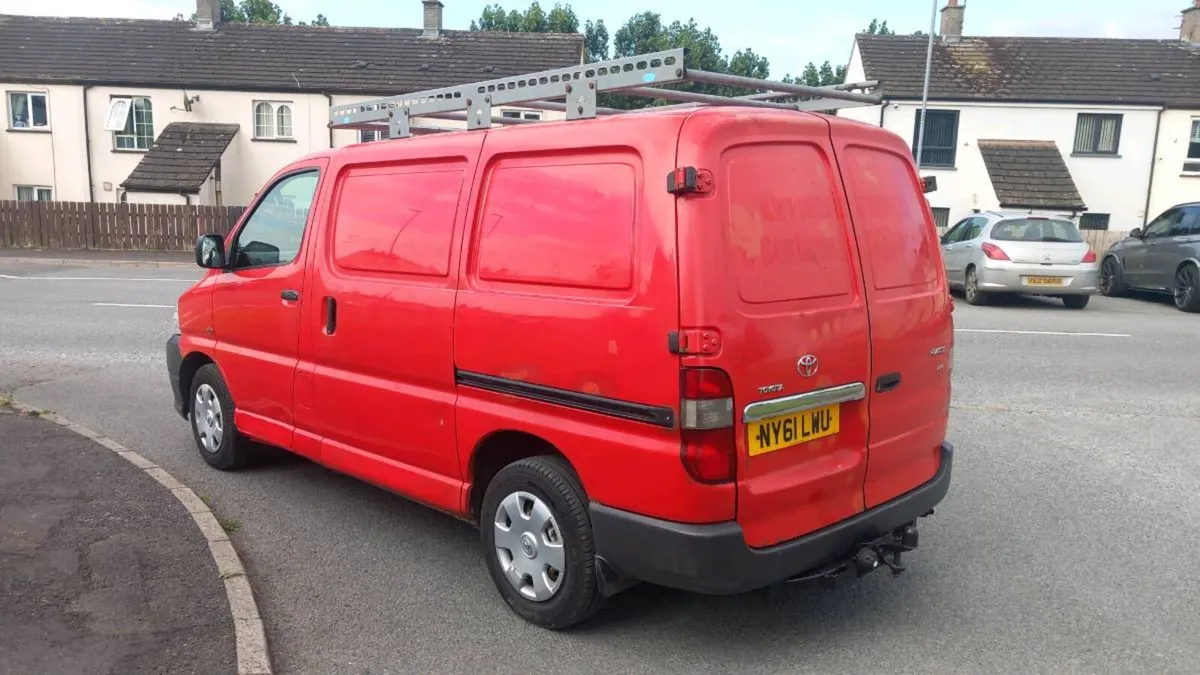 Toyota hiace - Image 3