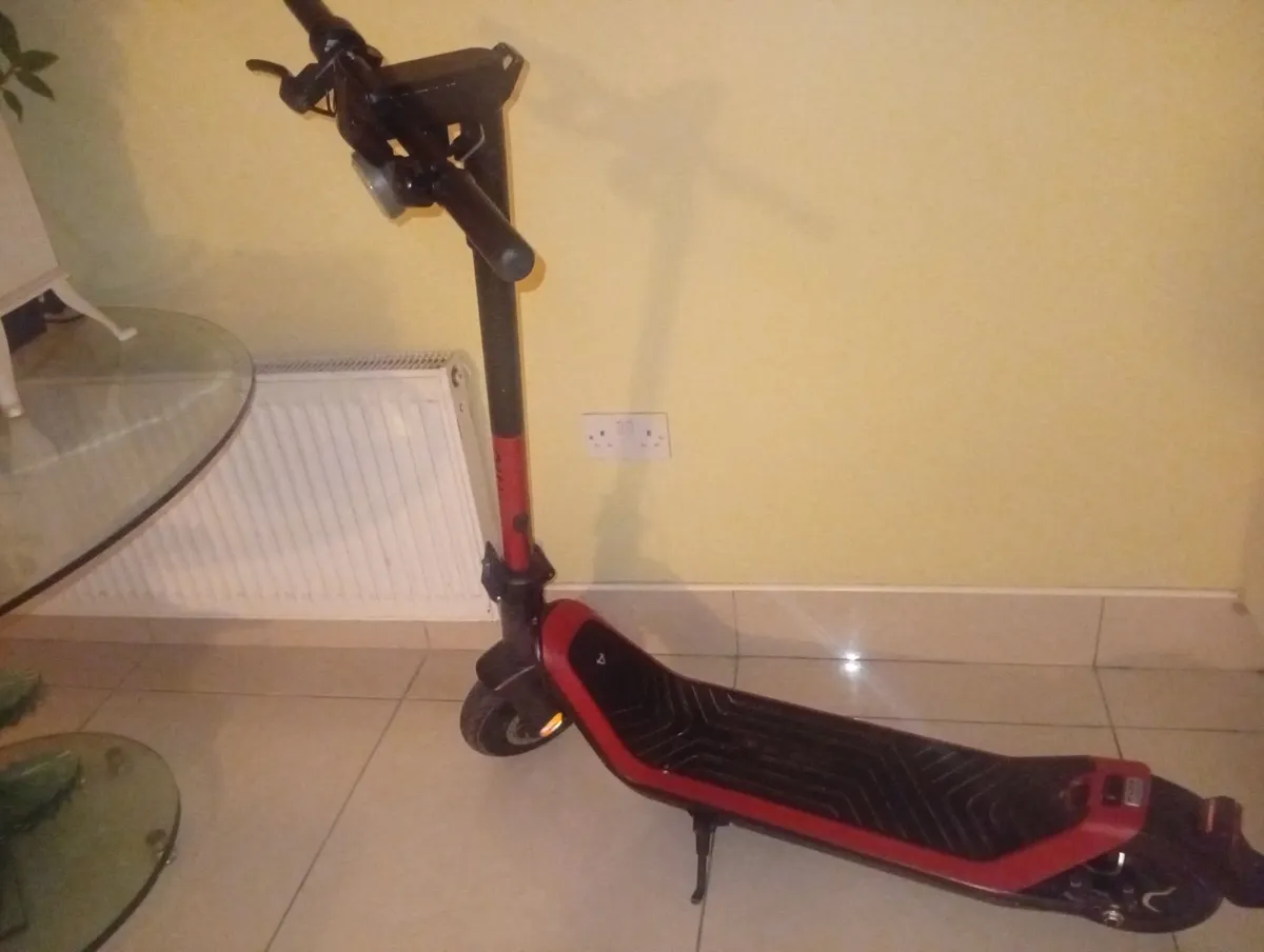 Escooter - Image 2