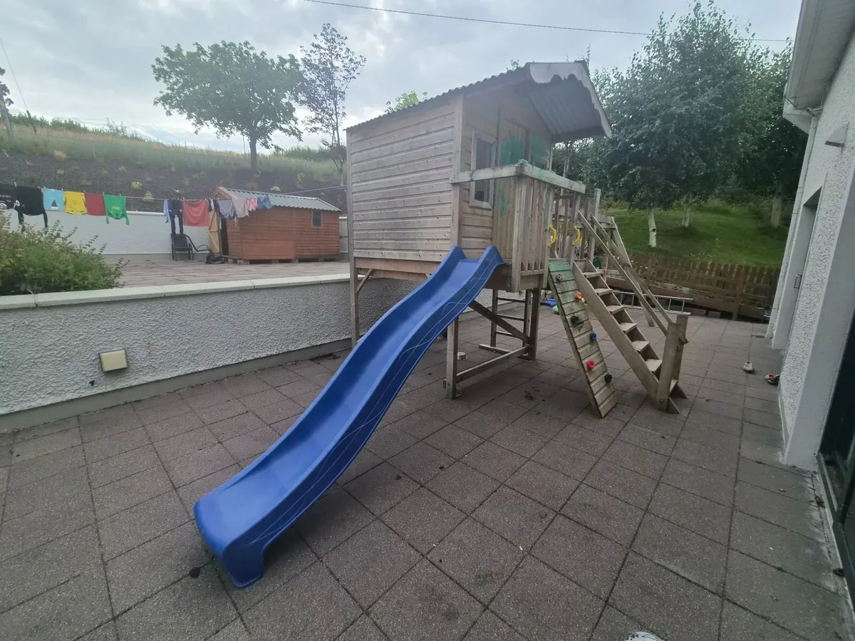 Playhouse - Image 1