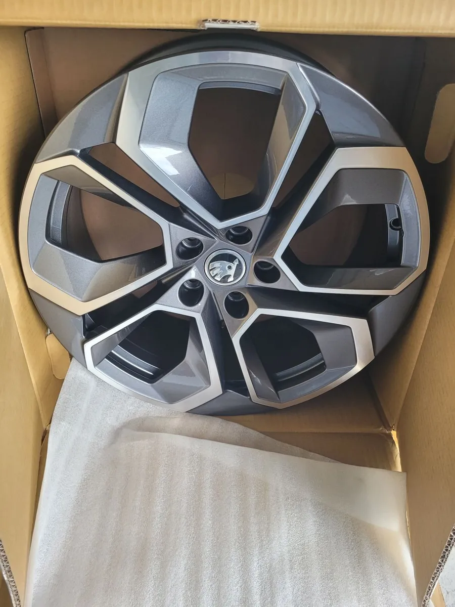 19" skoda octavia vrs alloys