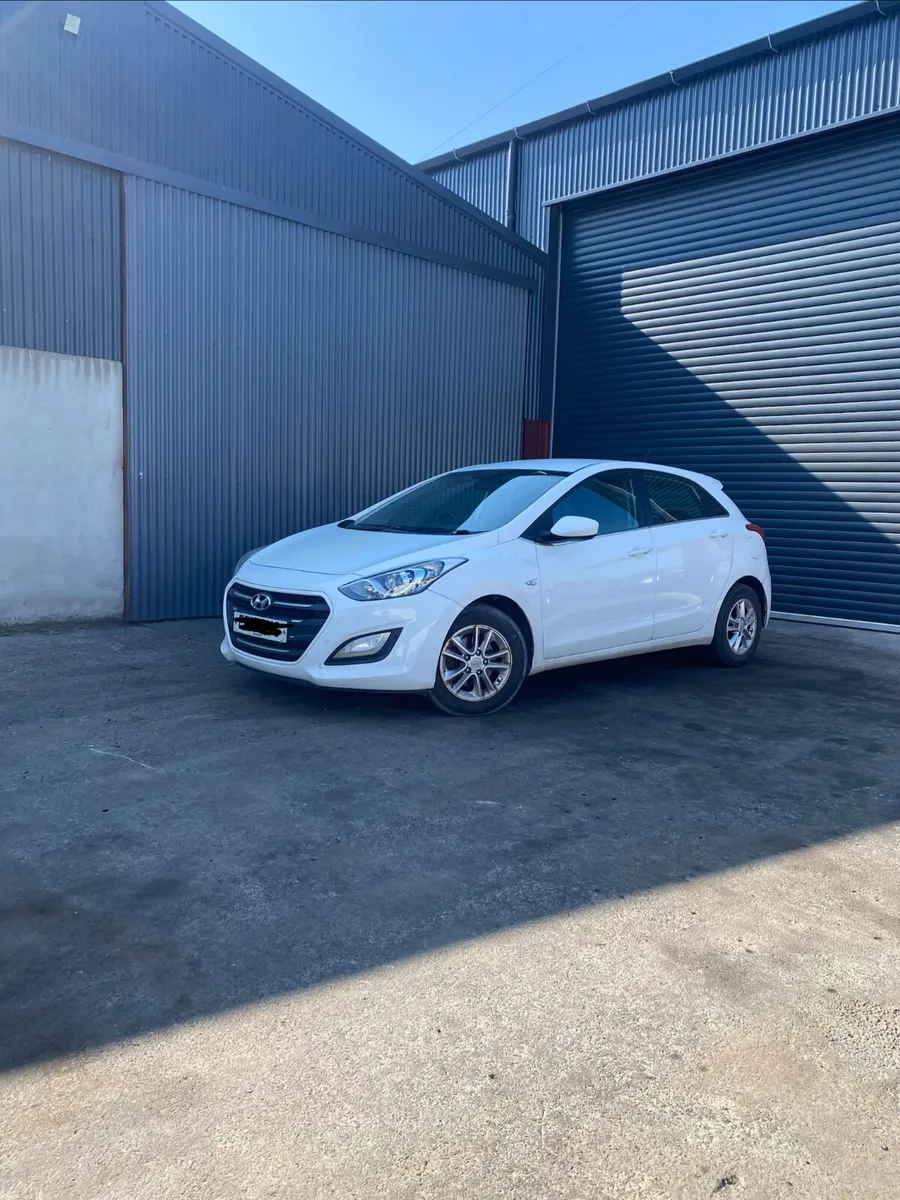 2015 Hyundai i30 for breaking - Image 1