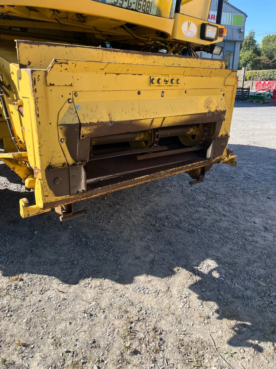 New Holland TX65  Plus - Image 4