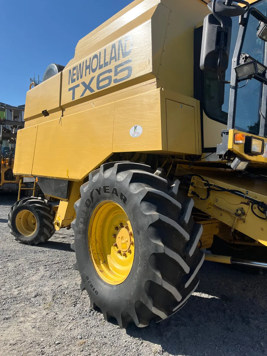New Holland TX65  Plus - Image 2
