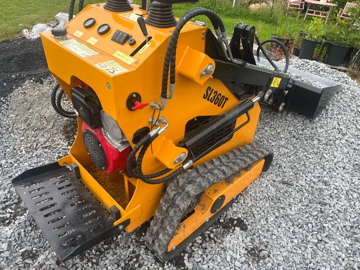 Mini skid steer loader’s - Image 3