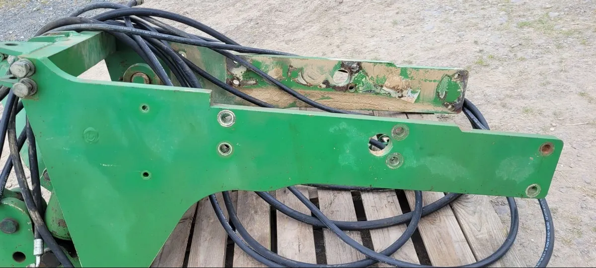 John Deere 7810 Zuidberg  Front linkage - Image 4