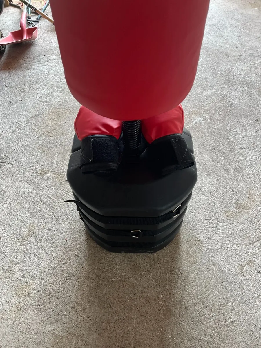 Boxing 155cm Freestanding Punching Bag & Gloves - Image 4