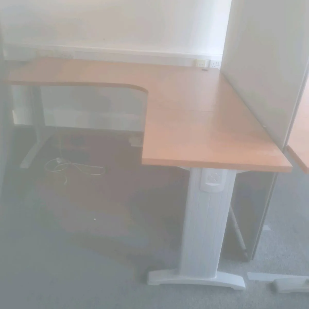Executive managers office corner desks - Image 2